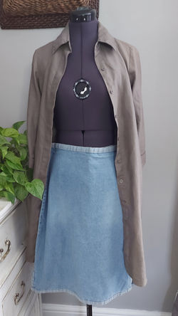 Denim skirt Value £5