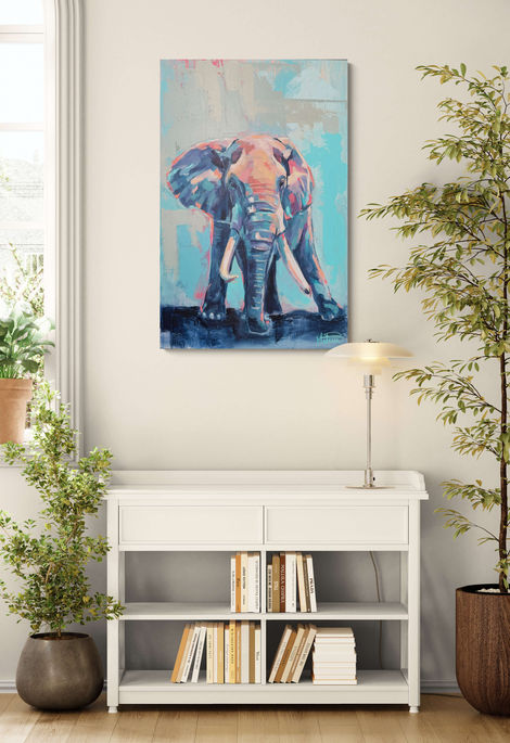 Toile originale Trajet par Mélisss accrochée au-dessus d’un meuble blanc dans un intérieur contemporain lumineux.