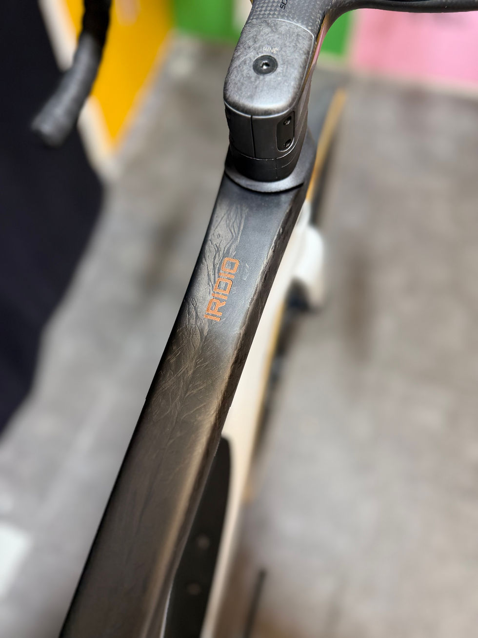 縮圖：Bici da corsa Drali Iridio colorazione Icecore con rapporti 48/35 e 10/33 e manubrio integrato Vision Metron 5D