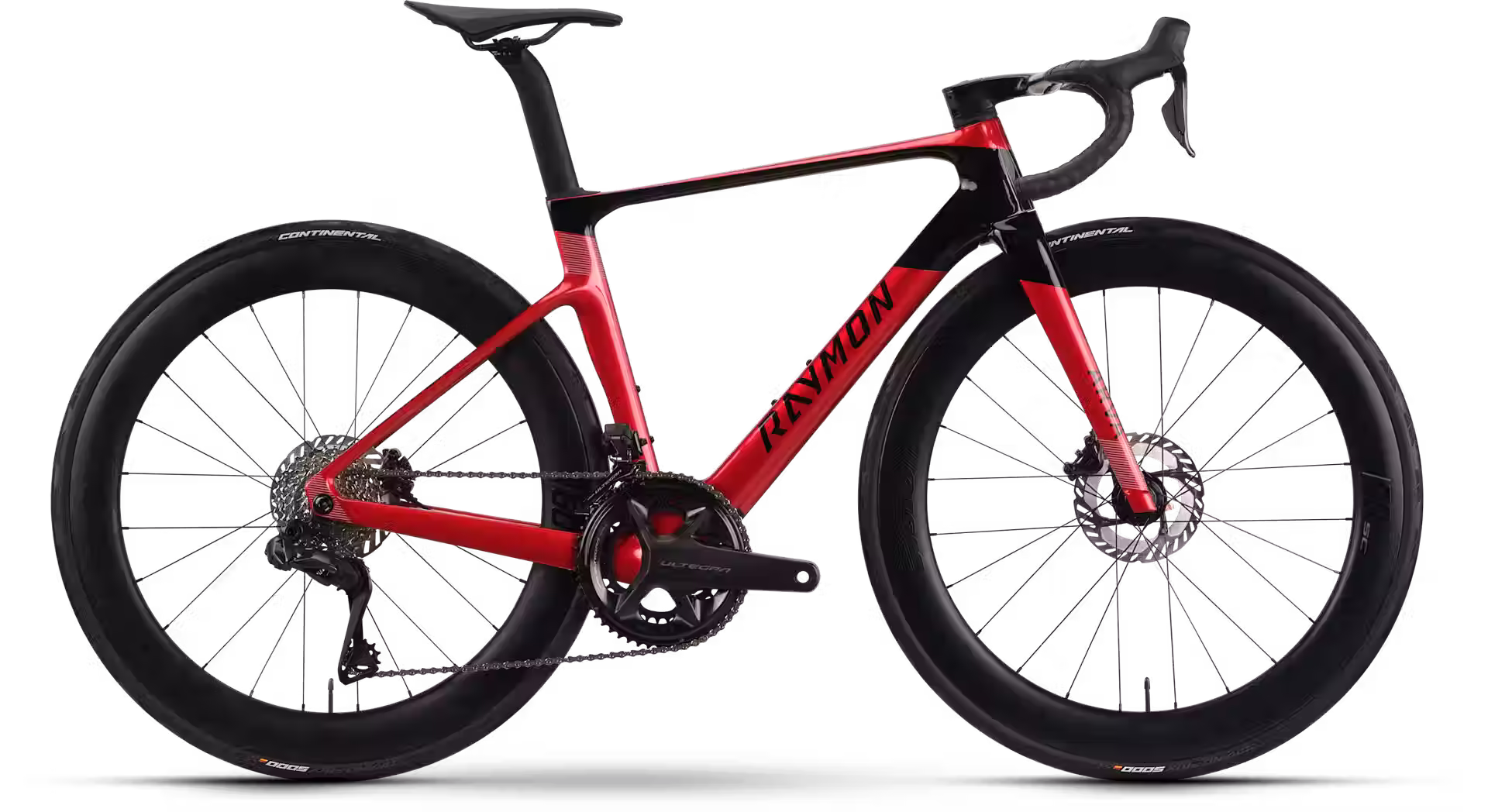 Bici da corsa vista laterale su sfondo bianco — Raymon Arva Ultra Rubyred/Carbon