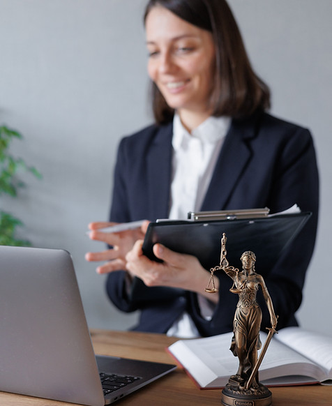 female-lawyer-conducts-an-online-consultation-from-2025-02-22-17-07-39-utc.jpg