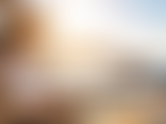 How to Set Summer Hours Without Losing Momentum in Your Business