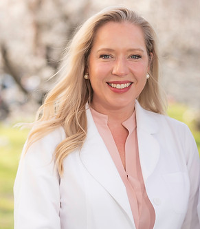 Dr. Noelle Dunn 3.22.22-5167.jpg