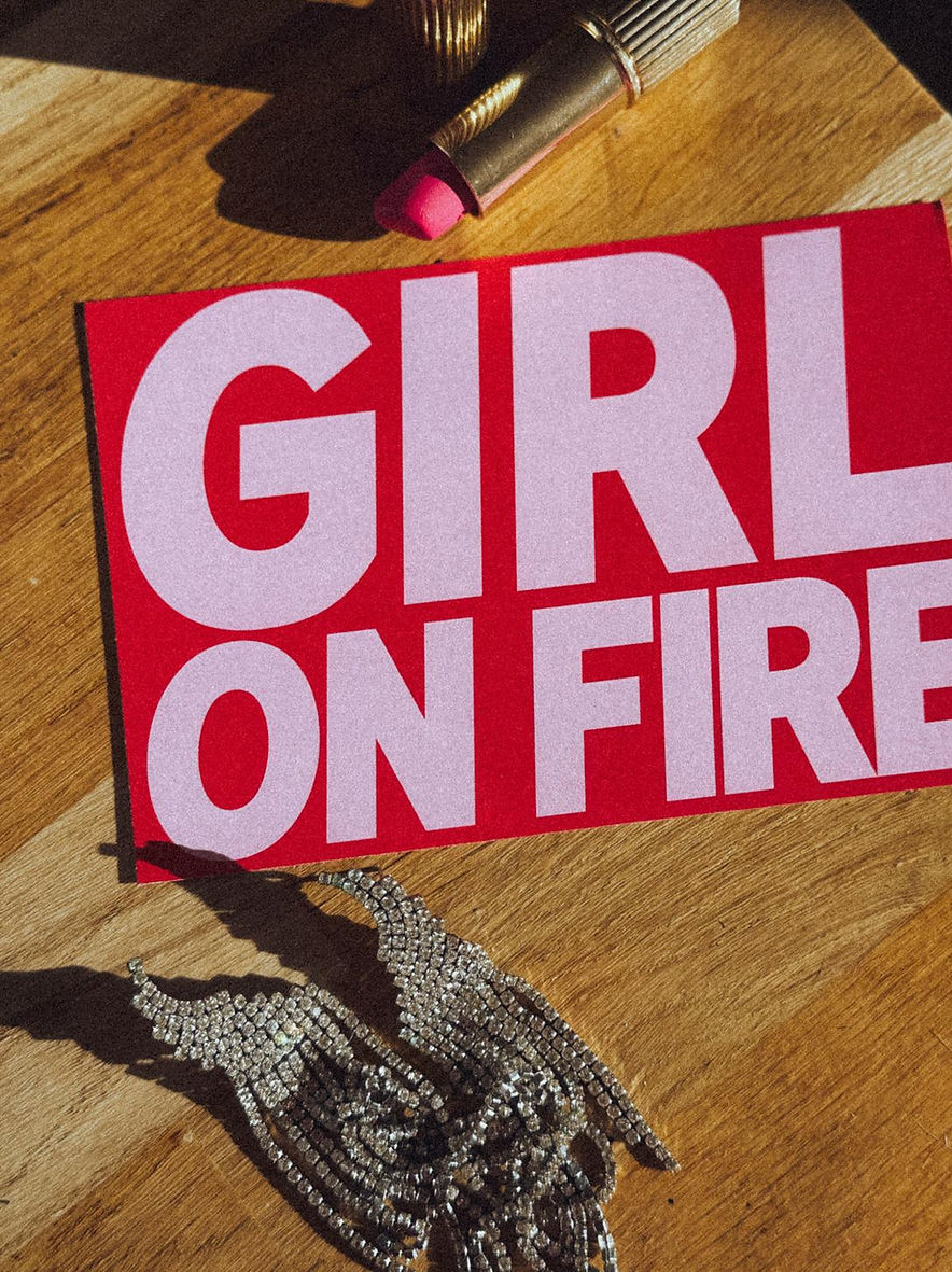 girl on fire les bonnes soeurs (6).jpeg