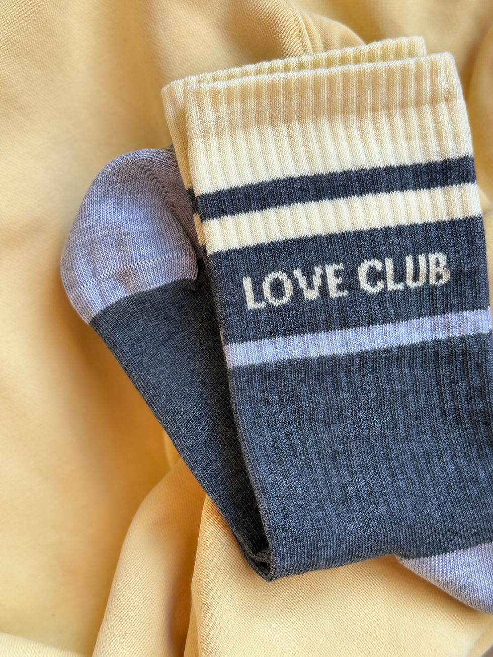 Thumbnail: Chaussettes tennis " LOVE CLUB " jaune