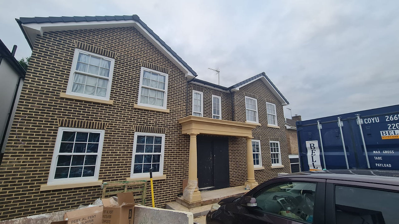 Front Extension with pillars