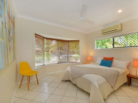 Smith Project guest bedroom before renovation