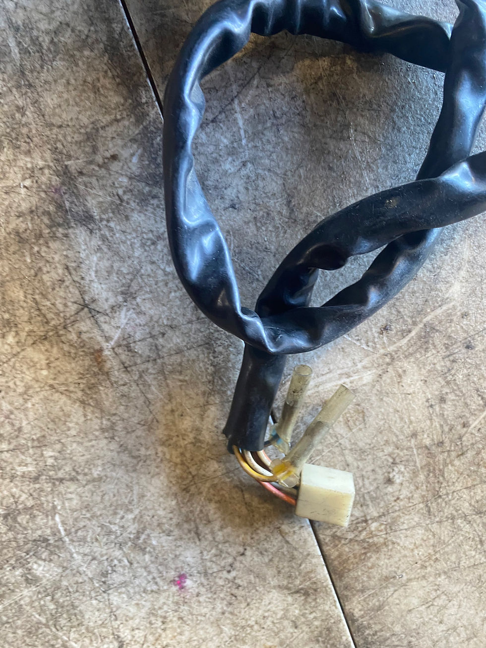 Thumbnail: GSX 400 1981 SWITCH BLOCK R/H