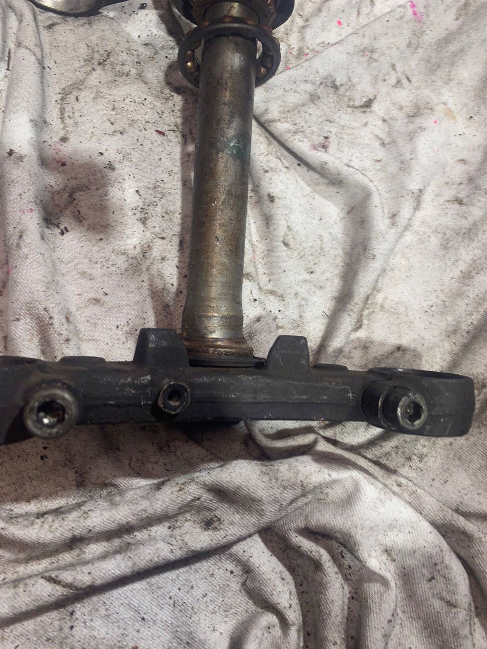 Thumbnail: HONDA CBR 600 1995 TRIPLE CLAMPS