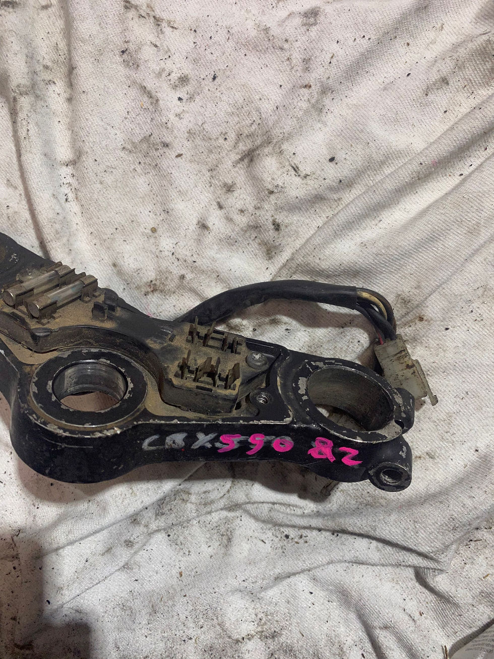 Thumbnail: HONDA CBX 550 1982 TRIPLE CLAMPS 