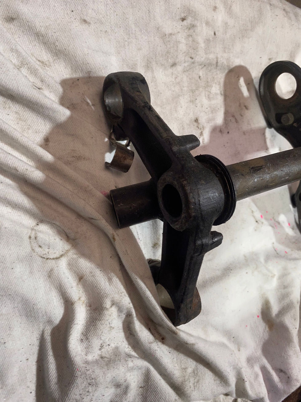 Thumbnail: HONDA CB 250 N 1981 TOP TRIPLE CLAMPS