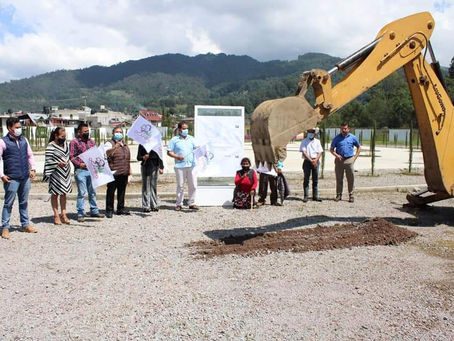 Continúa la construcción del Parque Recreativo gracias a la gestión de Amado Gómez