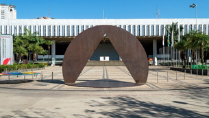 TCE avança com reajuste maior que o Executivo e retroativo de mais de 10 anos