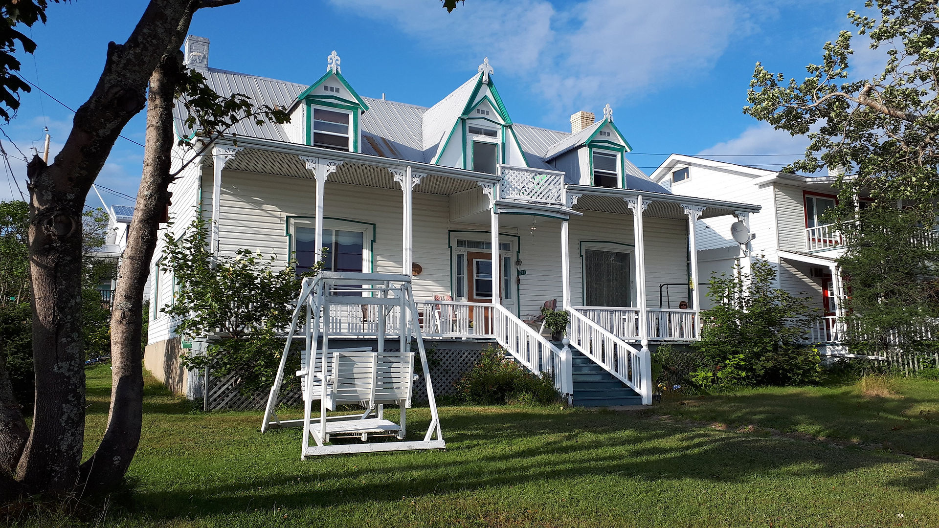 Se balader dans le village historique de Tadoussac 🏘️, Voir des baleines à Tadoussac, Road trip en Gaspésie en famille au Canada