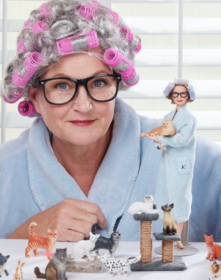 Grandma Gets Real Tonya Ruiz as a cat lady