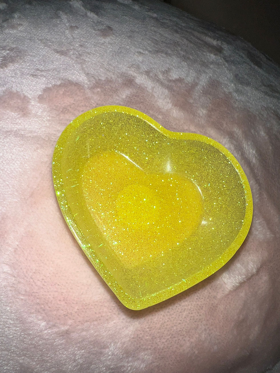 Small Heart Trinket dish yellow bird 