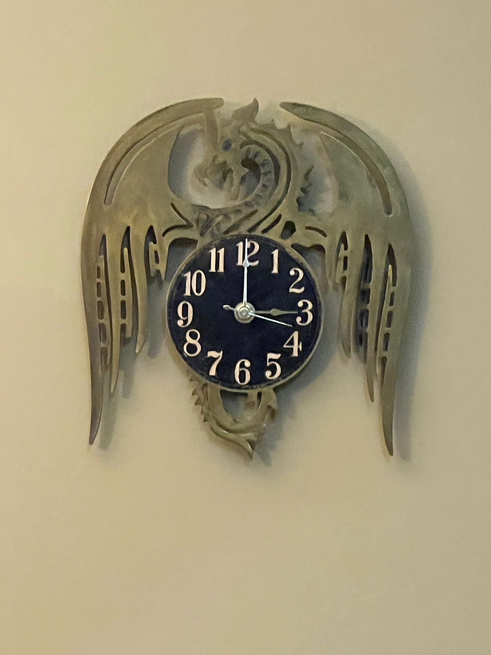 Thumbnail: Dragon wall clock