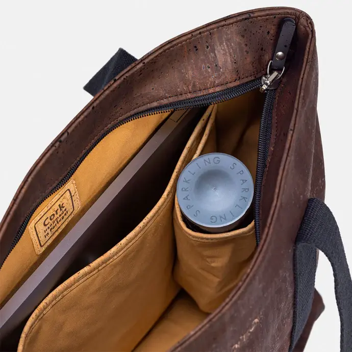 Eco natural: Cork bag with ergonomic shoulder straps and a cruelty-free minimalist aesthetic.