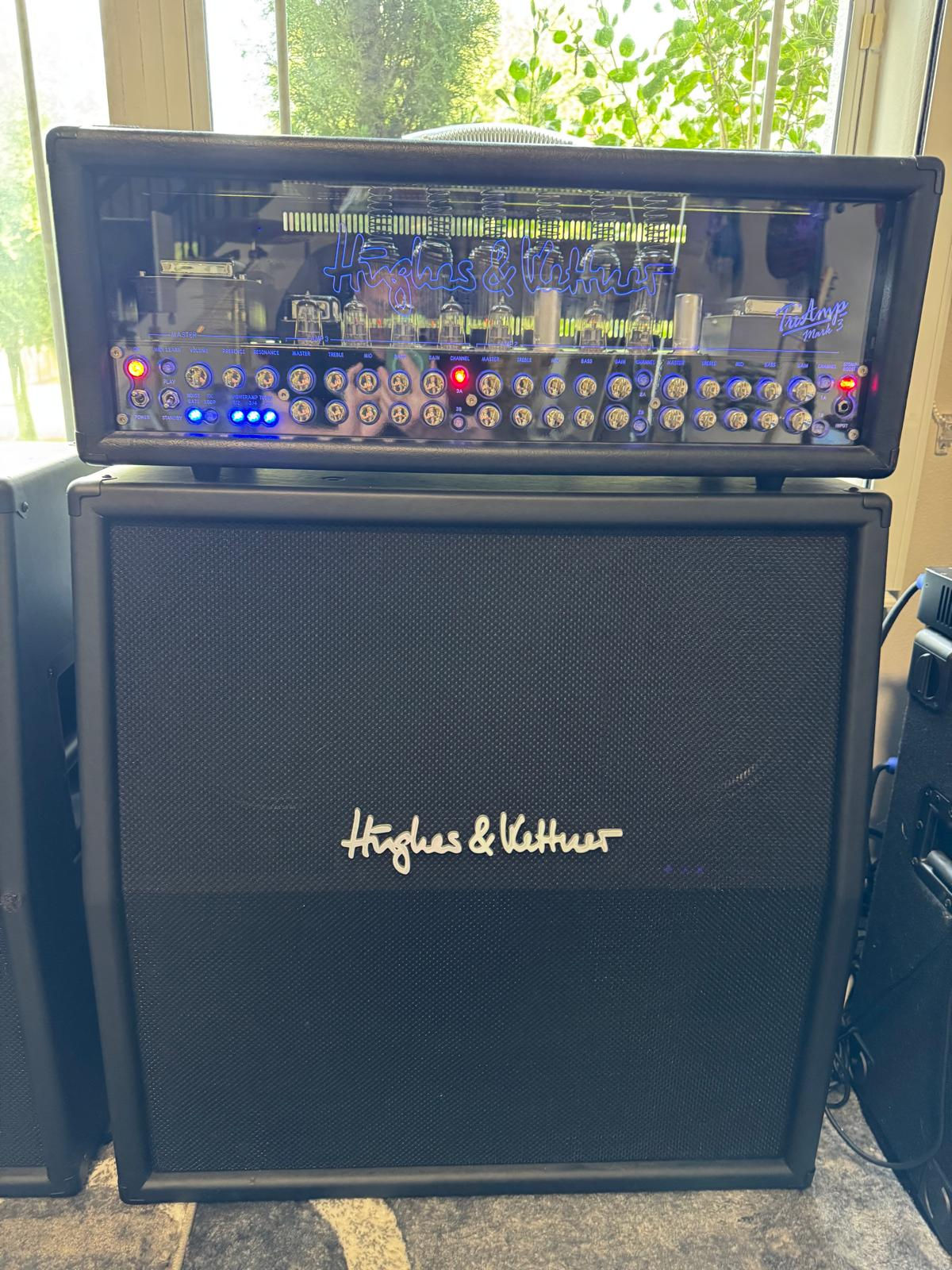 Hughes & Kettner Tri amp Mk3 150w Head and 4x 12 cab
