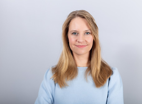 Profilfoto2023_1 - Anne Speer.jpg