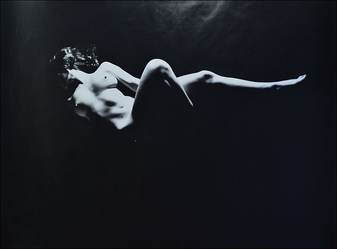 ws 85 flying nude.jpg