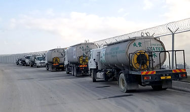14,000L UY6982 機場民航處閘囗入地盆181117.jpg