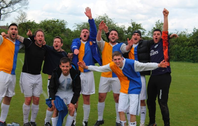(2) 3rd XI Champions 201314.jpeg
