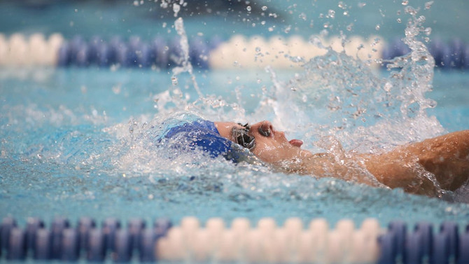 Swimming & Diving Sweeps Two-Day Competition