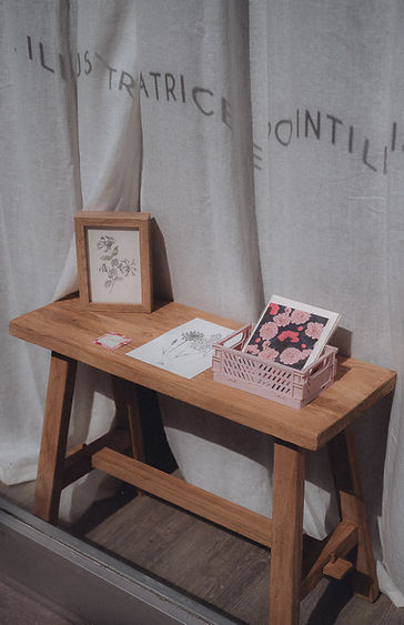 vitrine de l’atelier Pablo est une fille à Saint-Malog