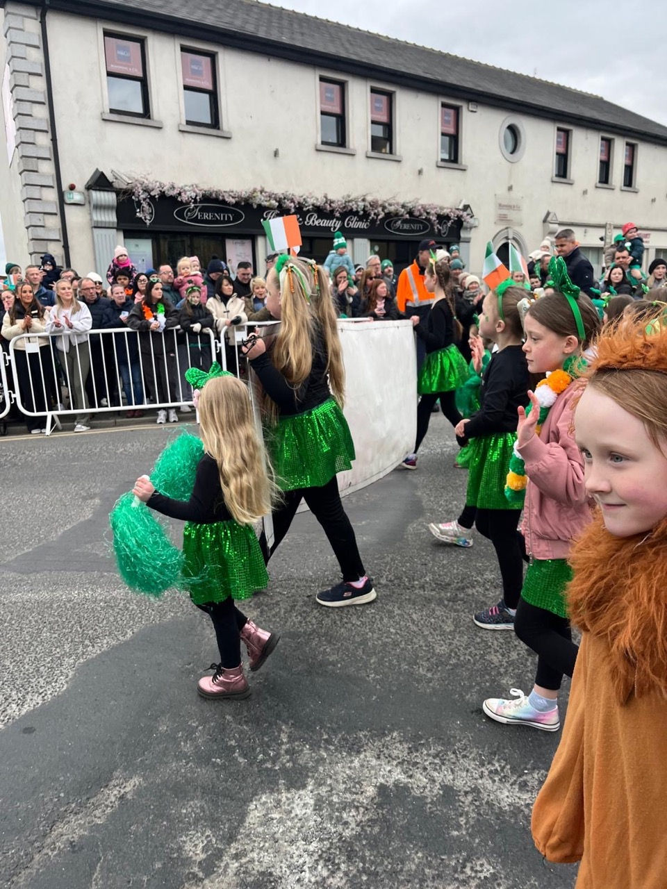 Showstoppers-Stage-School-St-Patricks-Day-Parade-2025-Photographs4 Large