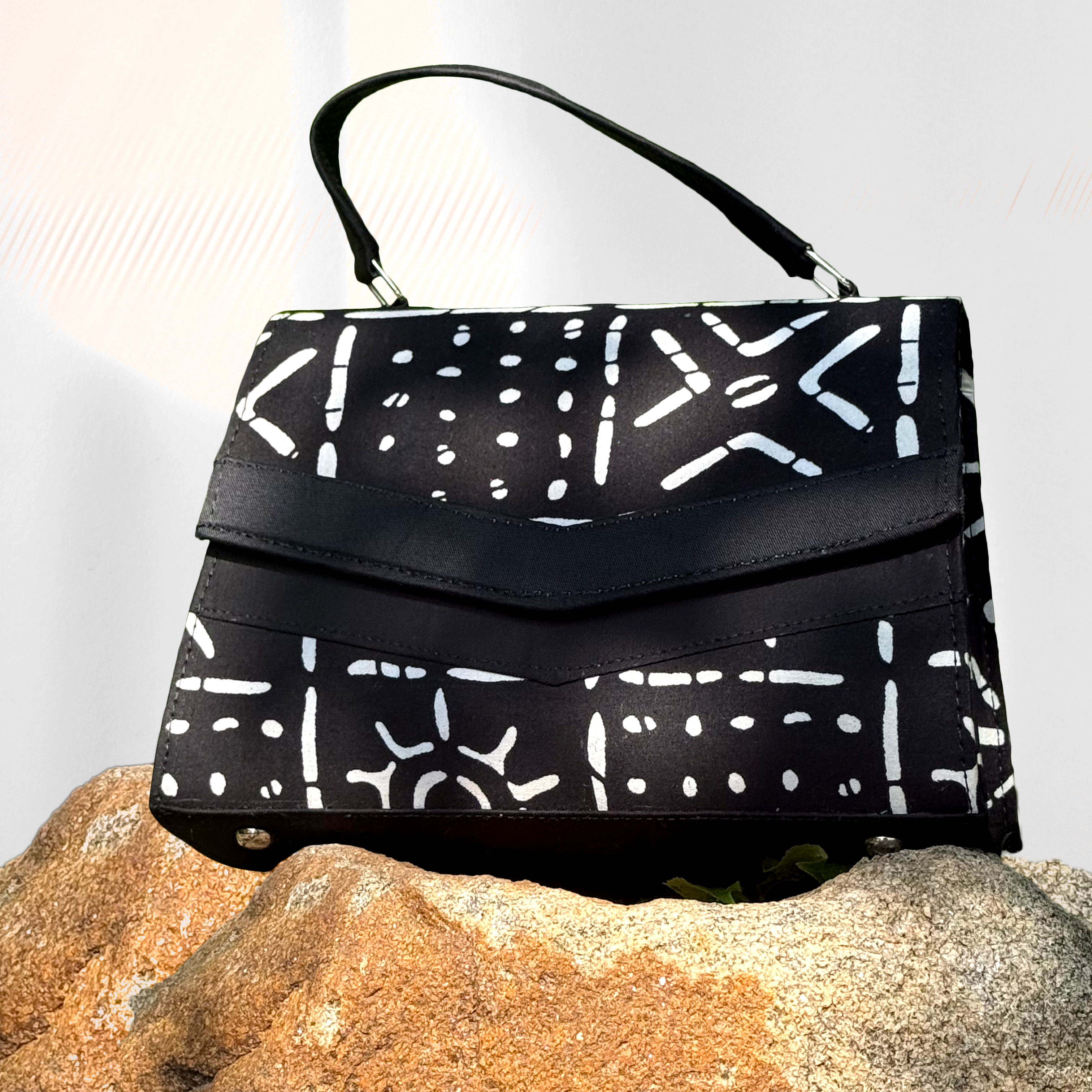 ZIONA Bag