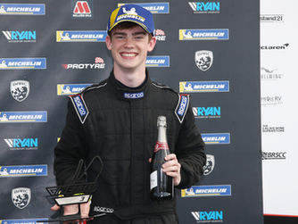 Josh Malin Ends Maiden Ginetta Campaign With Brilliant Podium Double