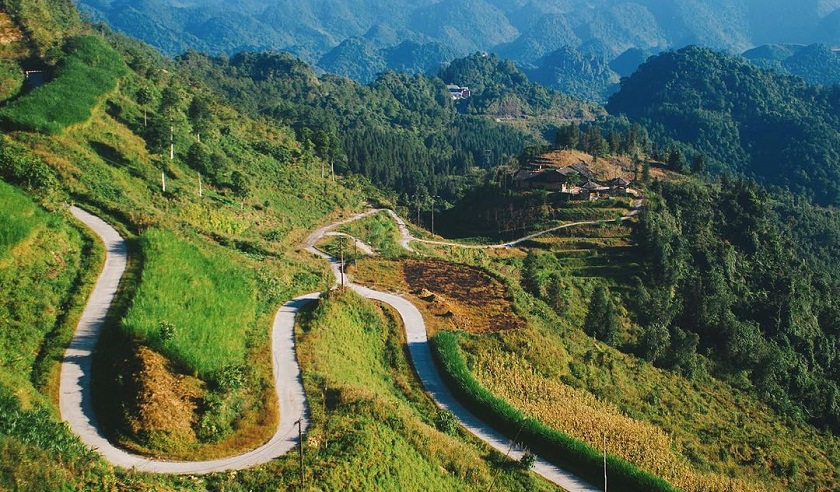 Bac Sum Pass – The first climb