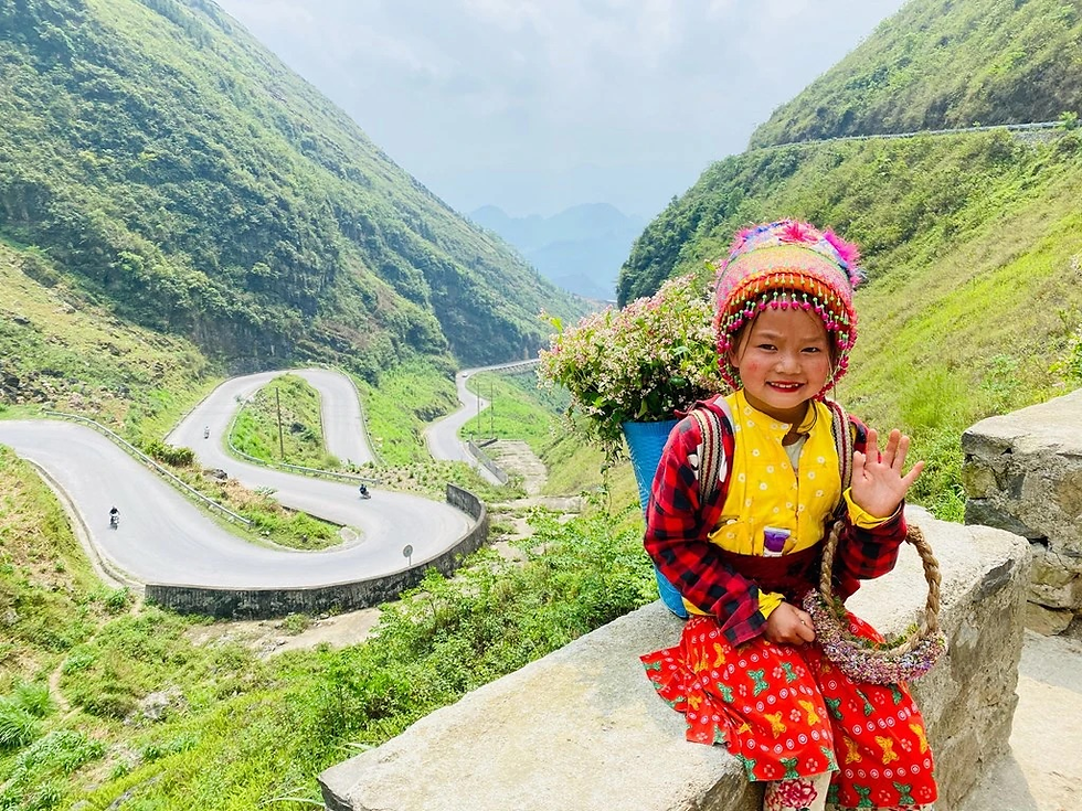 Tham Ma Pass → Dong Van