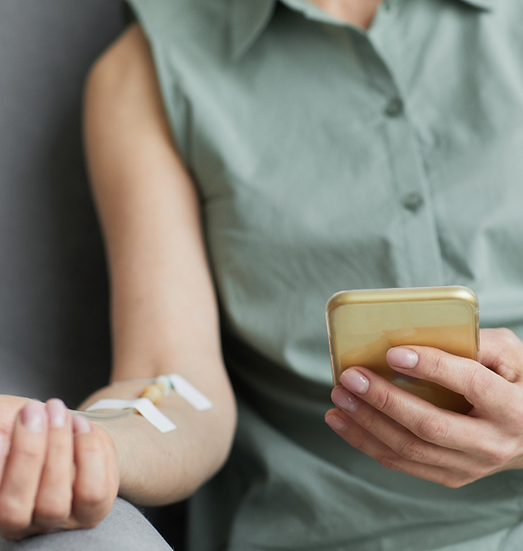 woman receiving iv fluids in south florida