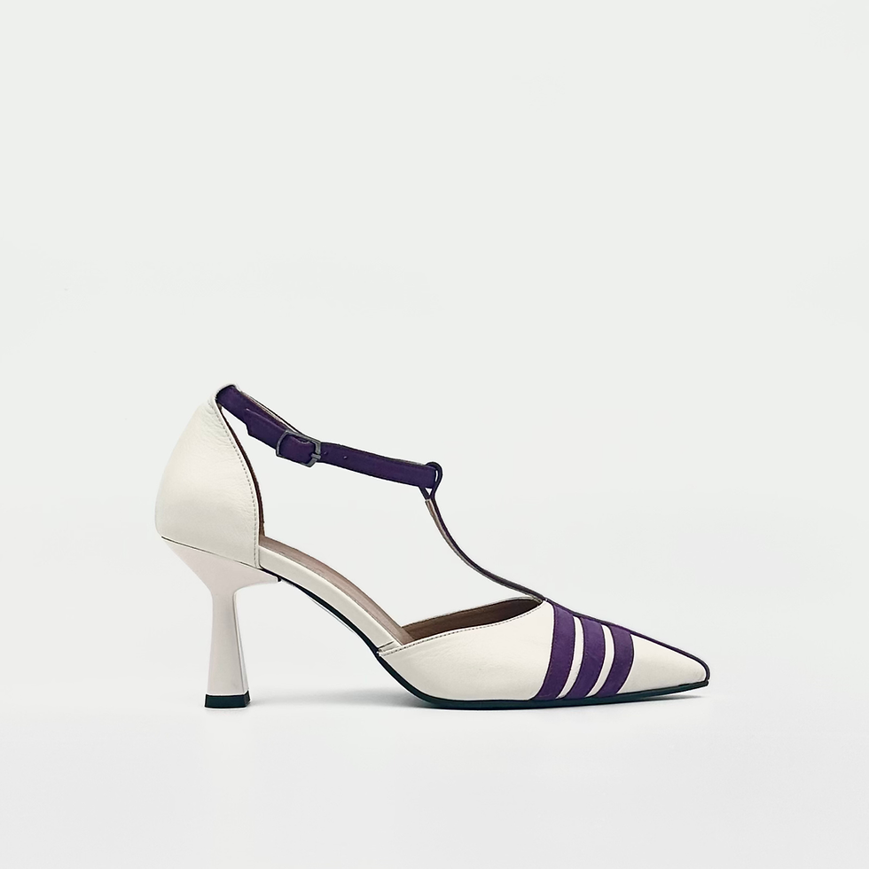 Küçük resim: Beige and purple T-strap heels for women