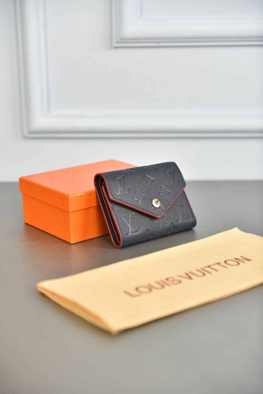 Thumbnail: VICTORINE WALLET