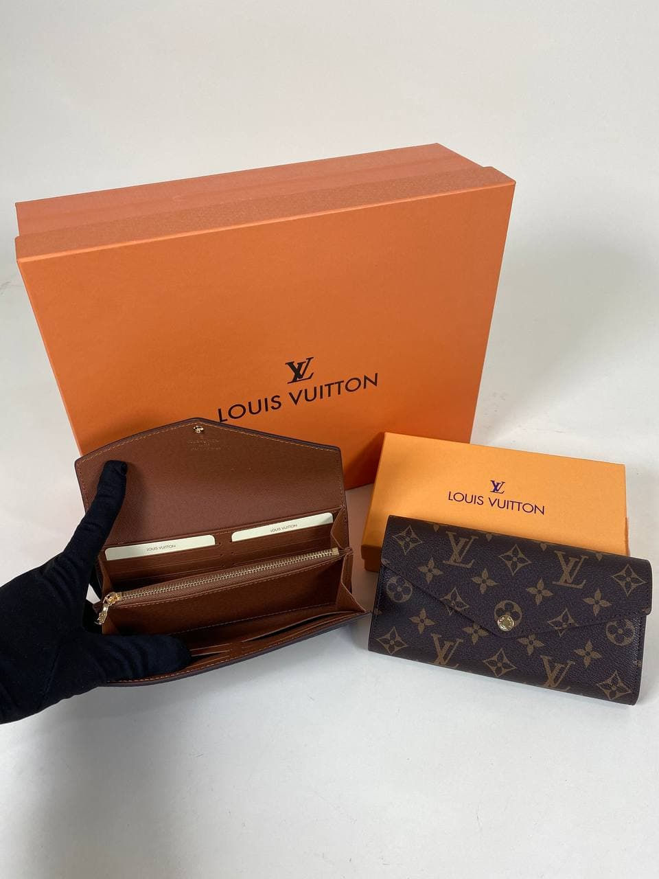 Thumbnail: SARAH WALLET