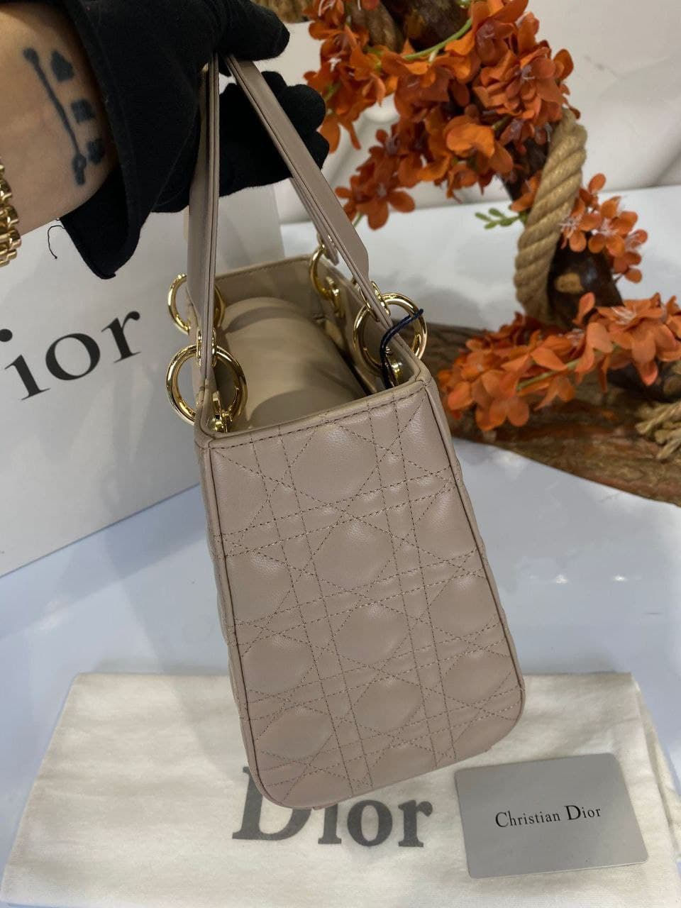 Thumbnail: MEDIUM LADY DIOR BAG