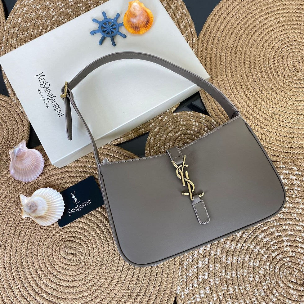 Thumbnail: LE 5 A 7 HOBO BAG IN SMOOTH LEATHER