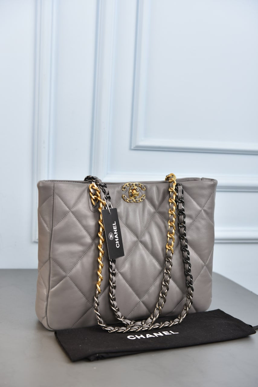 Thumbnail: CHANEL 19 SHOPPING BAG
