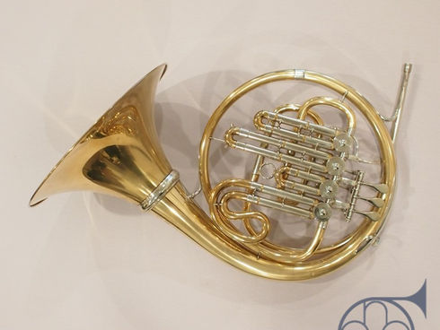 中古HansHoyerB♭シングルホルン入荷のお知らせ