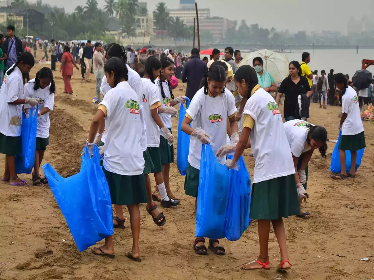 India beach clean up
