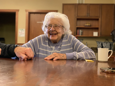 Ways You Can Help Senior Neighbors in Your Community
