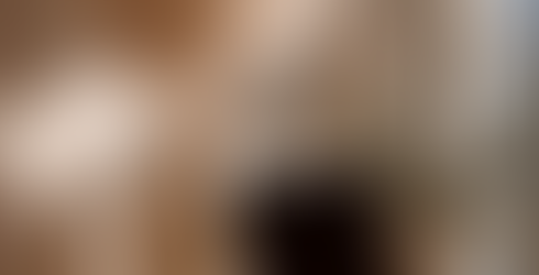 Bilder som viser moderne innholdsproduksjon, produktfoto, hverdagsøyeblikk, kreativt arbeid, filming, estetiske detaljer og autentisk visuelt innhold til sosiale medier.