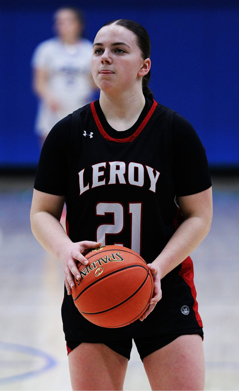 LeRoy survives late rally to earn the Class B2 title