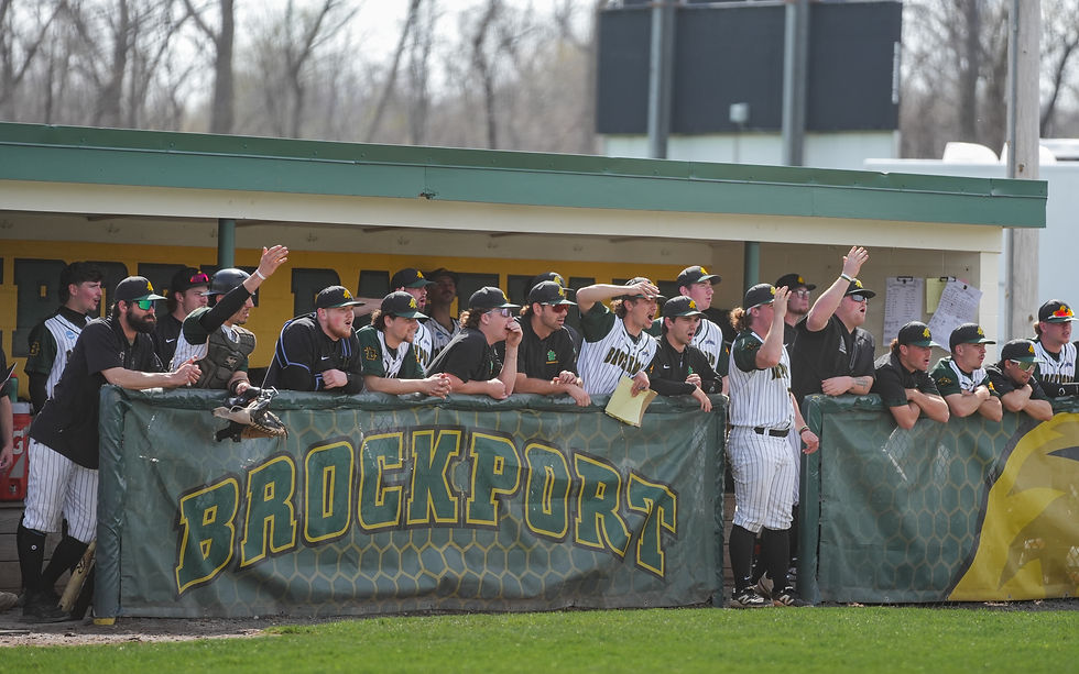 Golden Eagles bats go quiet in loss against Cardinals