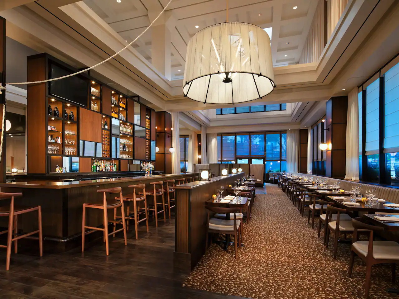 MSPRM-P038-Prairie-Kitchen-and-Bar.4x3.webp