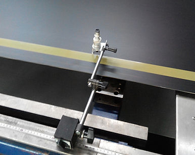 Precise Installation of a WONDERprint Textile Printing Blanket with Laser Control