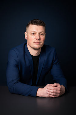Bedrijfsportret | Zakelijke portretfoto | Studio Flitsend | Poortugaal